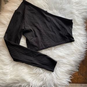 Pretty Little Thing Black Size 6 Ribbed One Shoulder Crop Top